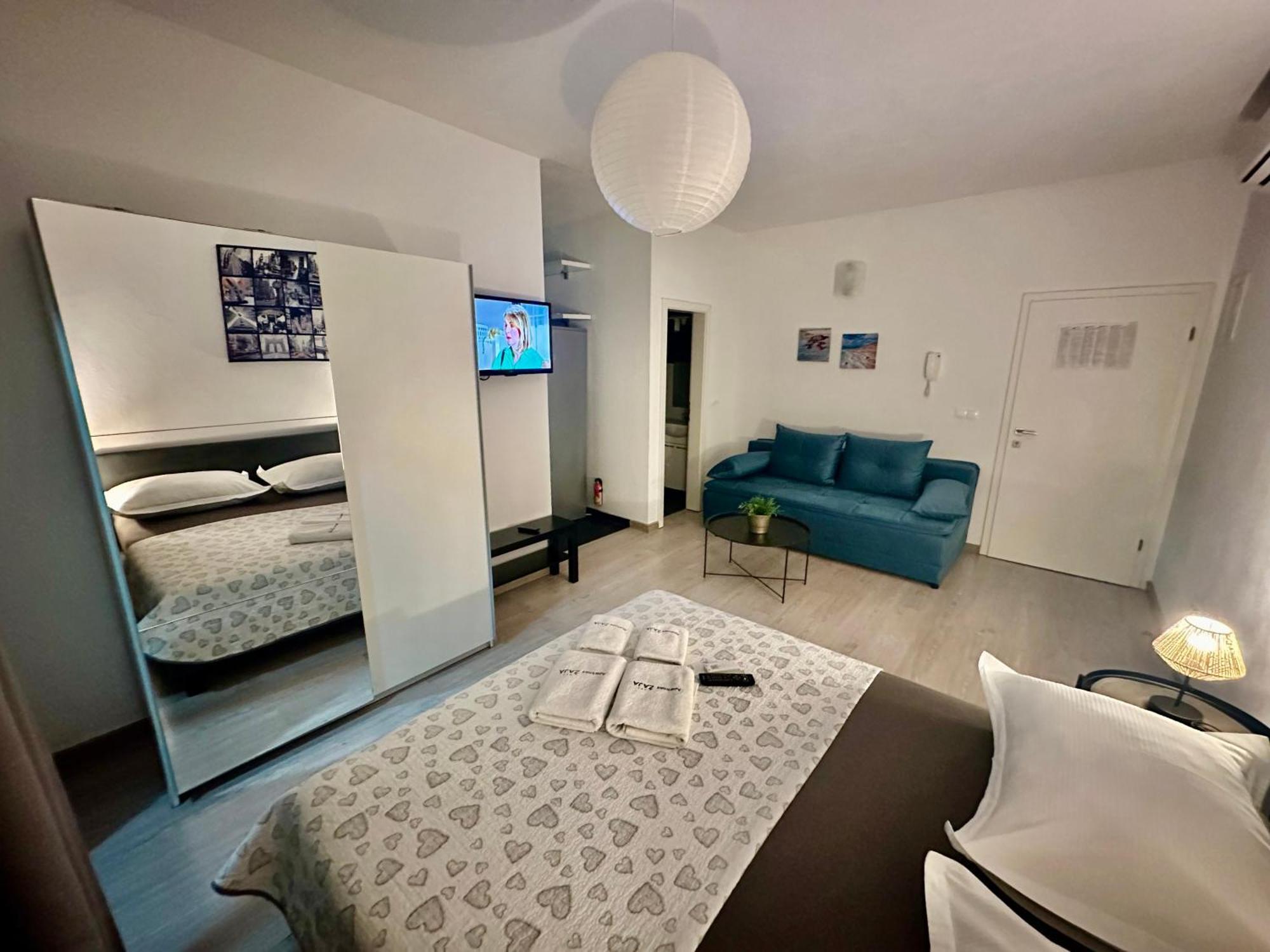 Apartments Zaja Seget Vranjica Extérieur photo
