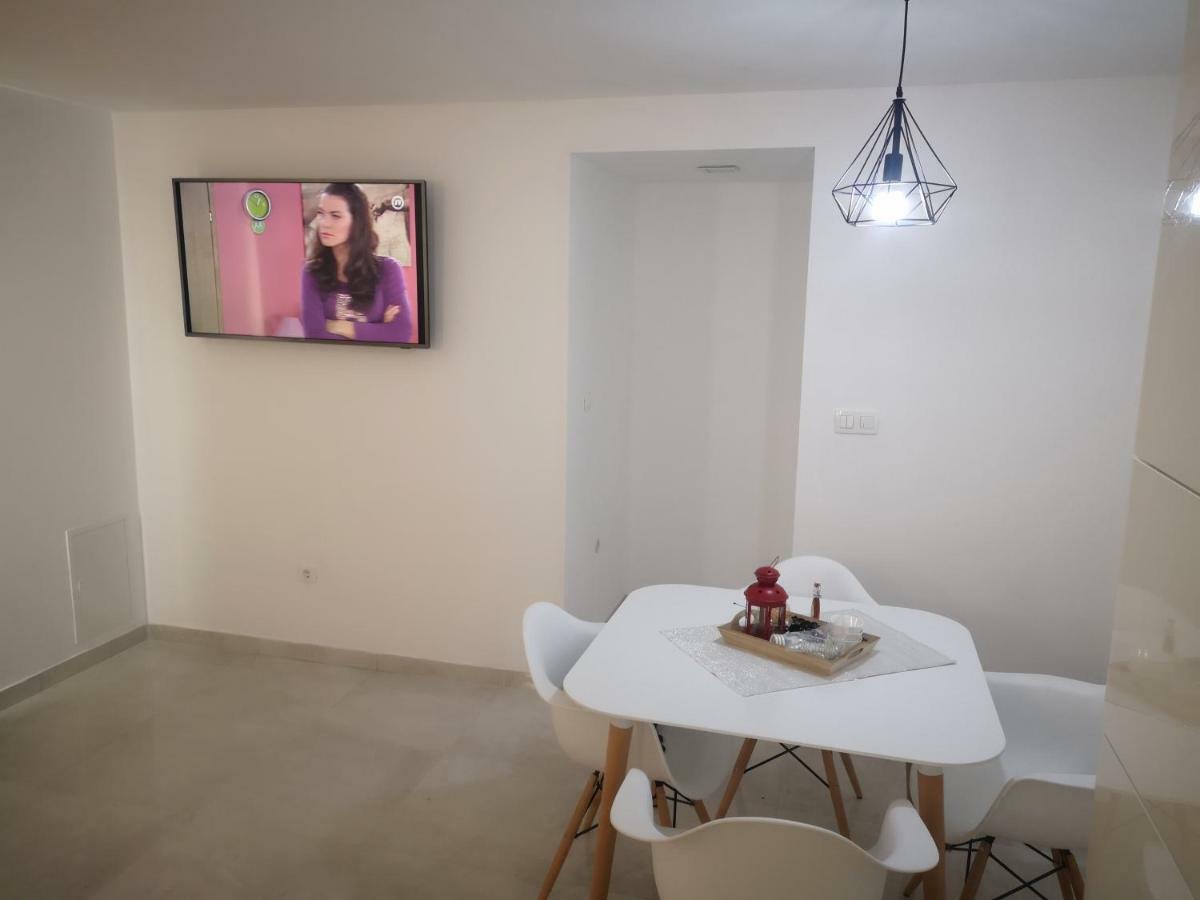 Apartments Zaja Seget Vranjica Extérieur photo