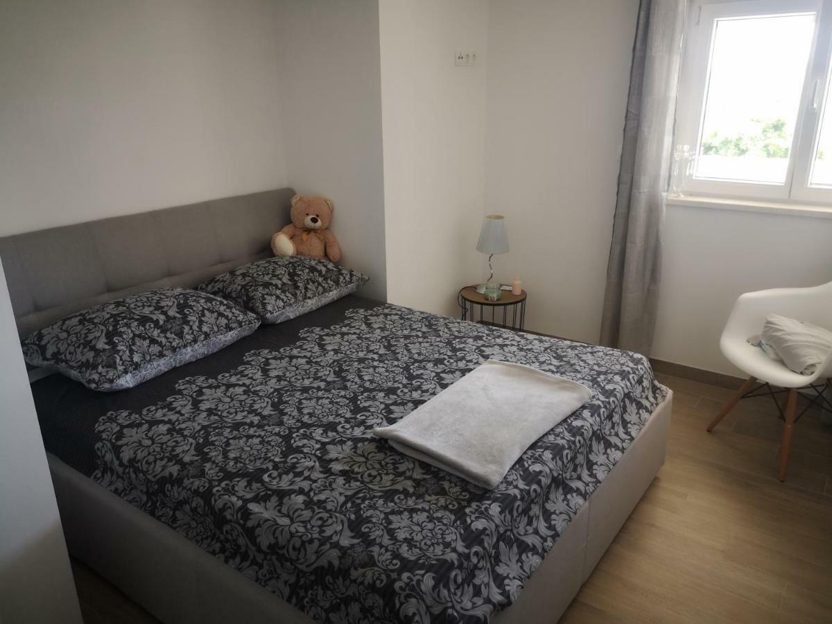 Apartments Zaja Seget Vranjica Extérieur photo